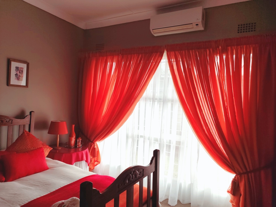 4 Bedroom Property for Sale in Wilkoppies North West